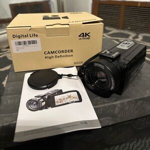 4K Ultra HD Black Camcorder